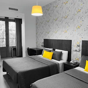 Guest house Ciudad Condal - Paseo De Gracia, Barcelona